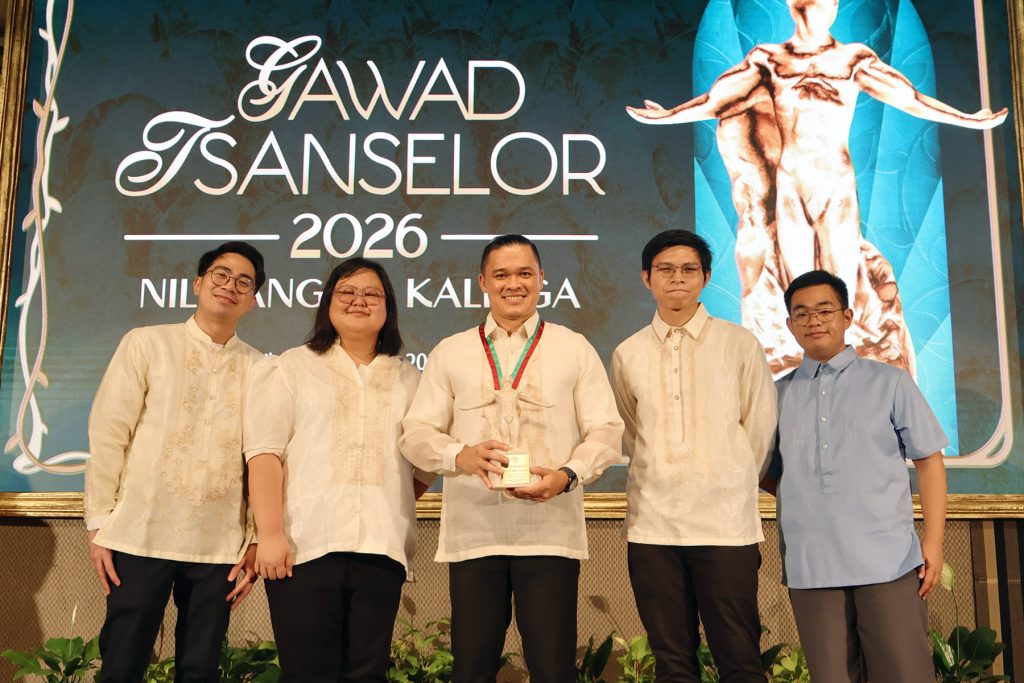 QUEZON CITY, PHILIPPINES — The UP Marine Science was honored with the 2026 Gawad Tsanselor para sa Natatanging Programang Pang-ekstensiyon for the Plastics Research Capacity Building Initiatives of the Microbial Oceanography Laboratory (MOLab).